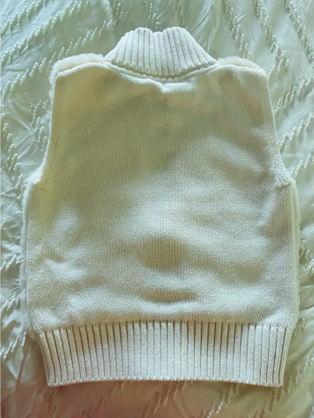 GAP Kids Faux Fur Zip Vest - Cream small
